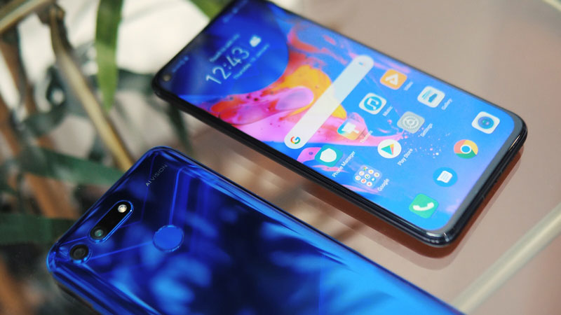 Honor View 20 at Direct Mobiles 1